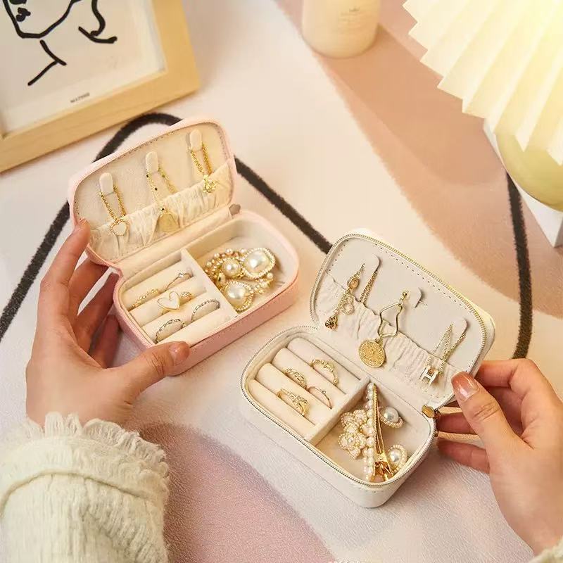 JB010 Jewelry Case