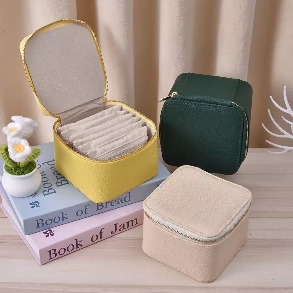 Small Jewelry Organizer with 6 Velvet Pouches