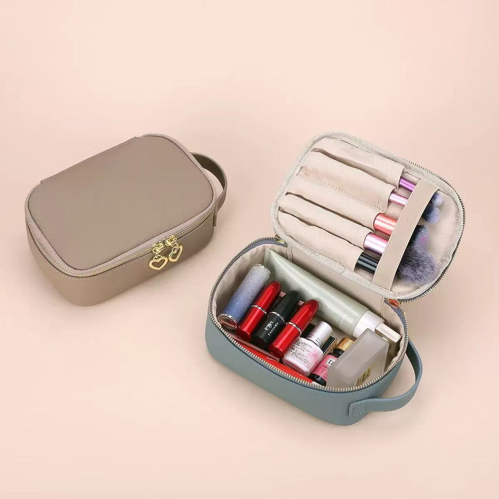 MB011 Wash Bag