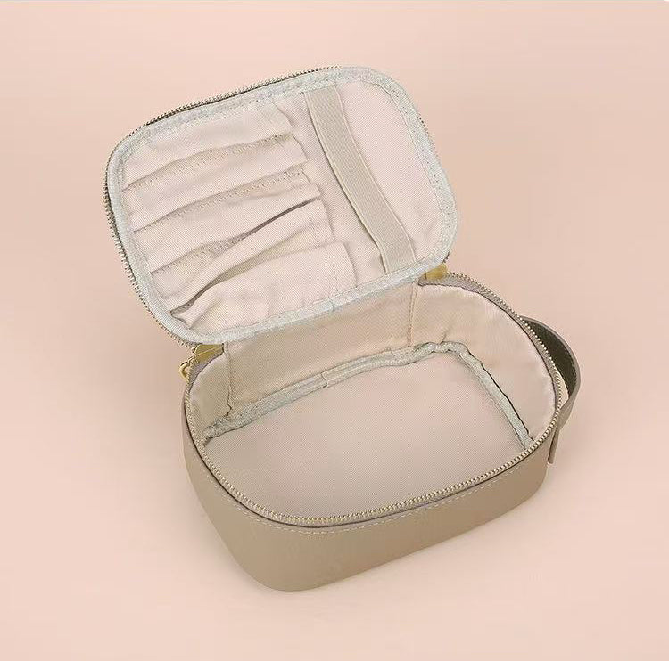 MB011 Wash Bag