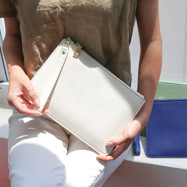 PB008 Wristlet Clutch