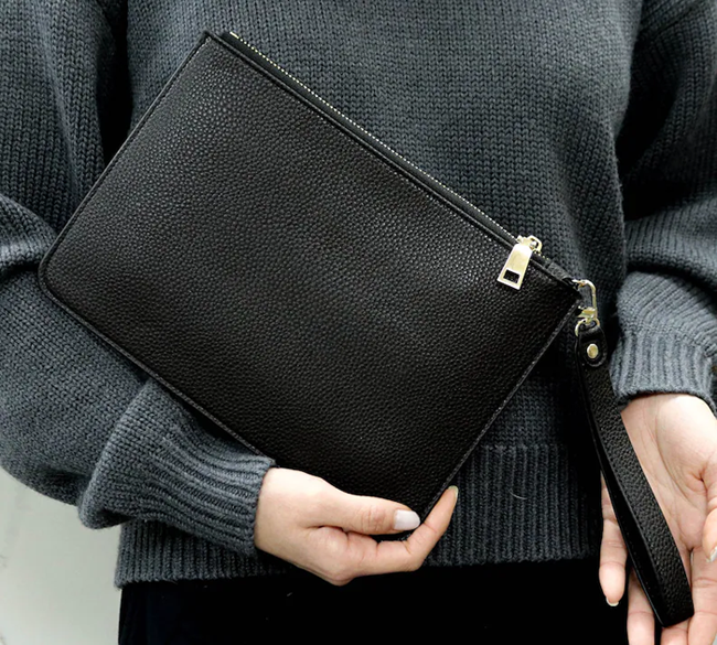 PB008 Wristlet Clutch