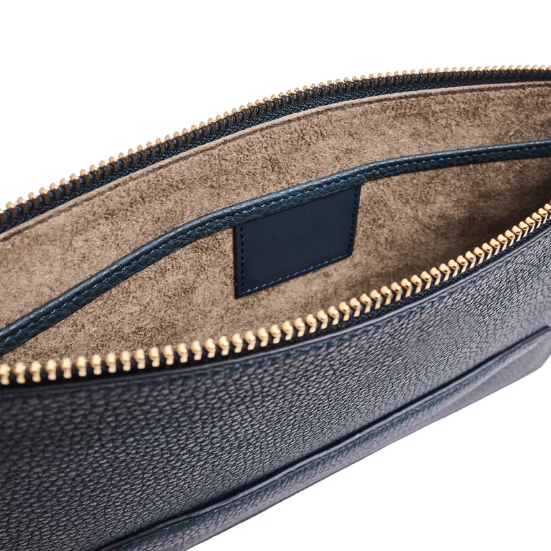 PB009 Men's Clutch