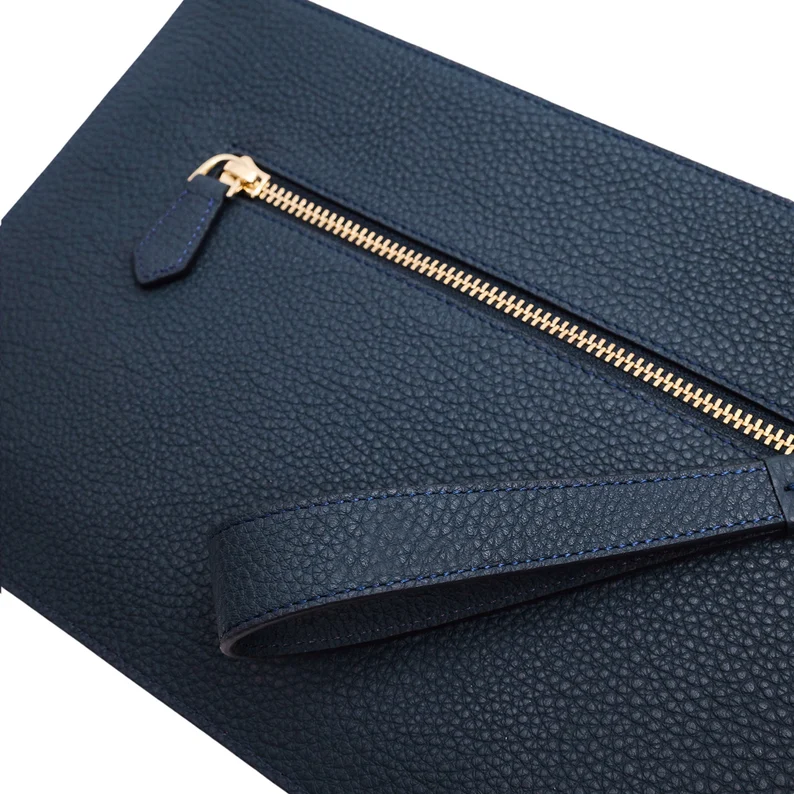PB009 Men's Clutch