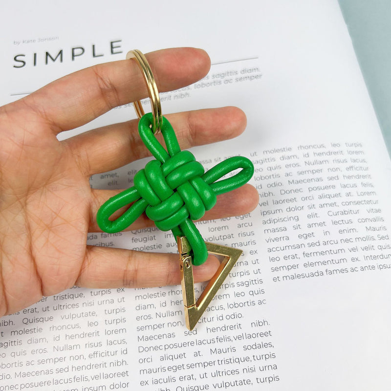 KR008 Chinese Knot Keychain