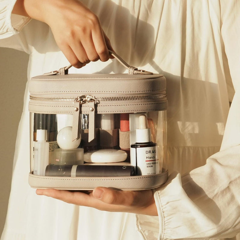 MB018 Transparent Vanity Case