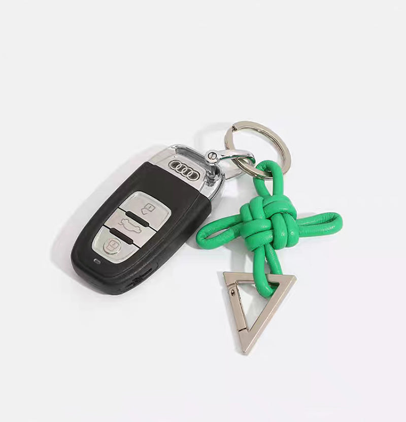 KR008 Chinese Knot Keychain